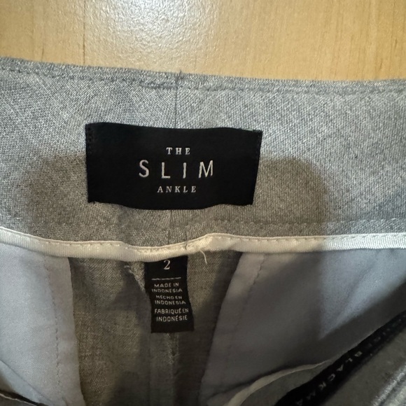 White House Black Market Gray and Pink Straight Leg Pants - Picture 3 of 5